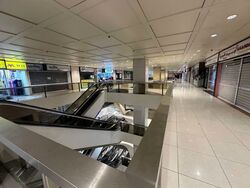 Peninsula Plaza (D6), Retail #570514891
